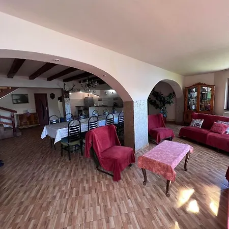 Casa Iris * Colibita